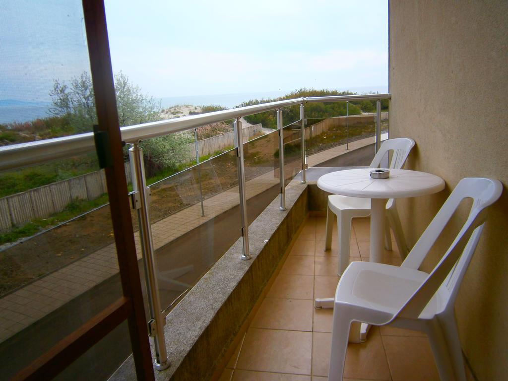Apartments Stefi Pomorie Bagian luar foto
