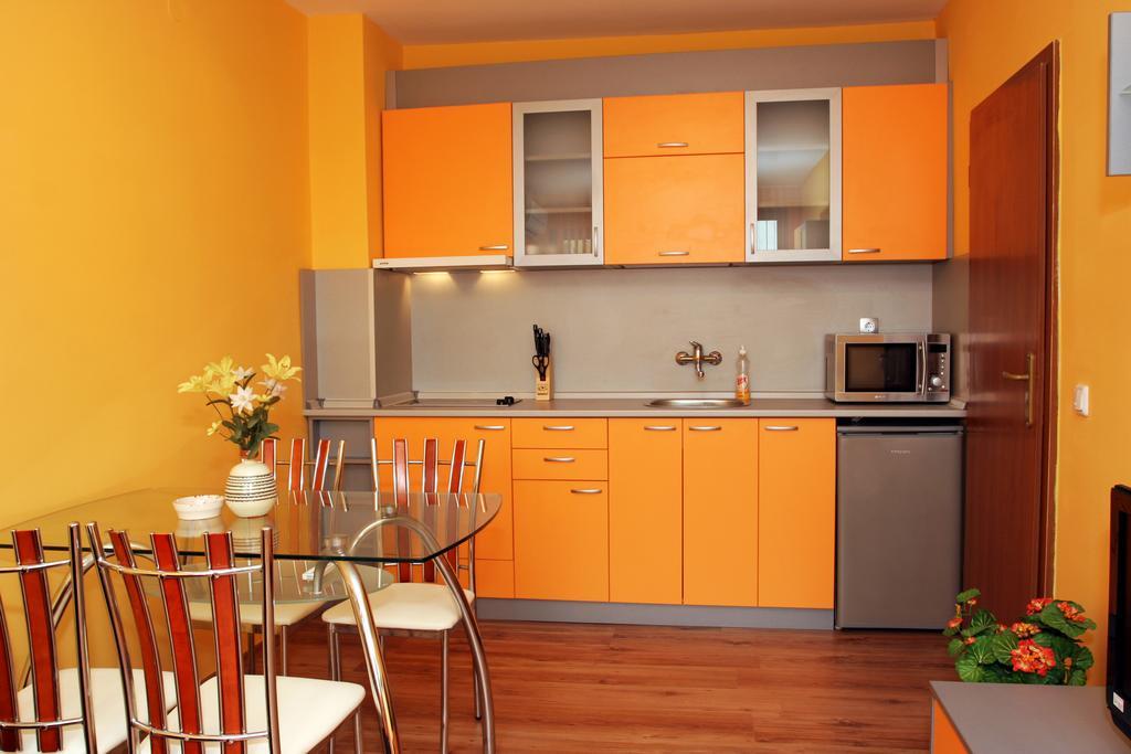 Apartments Stefi Pomorie Bagian luar foto